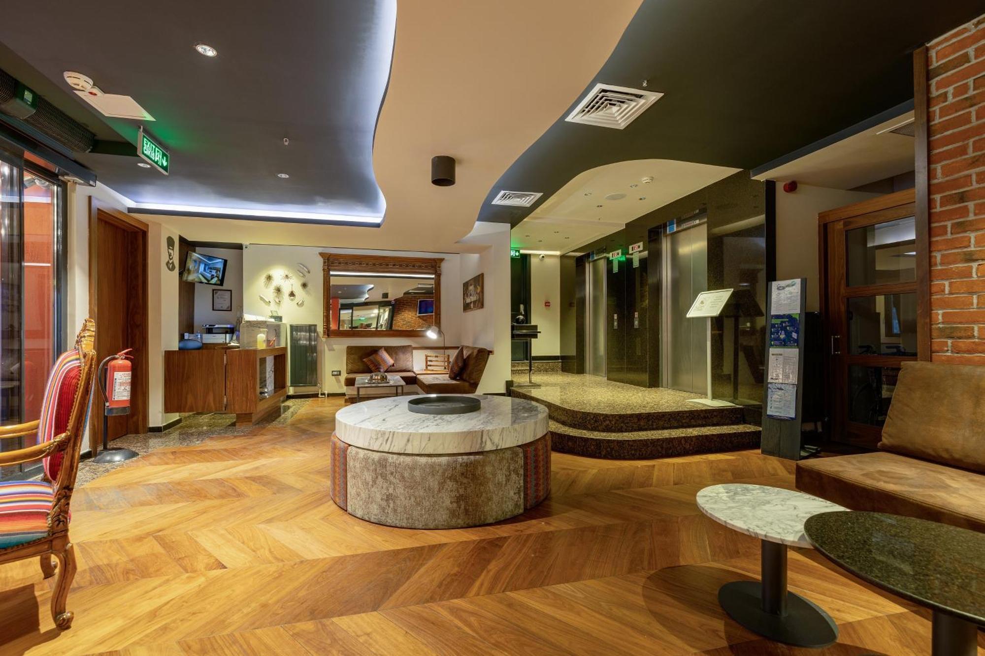 Hay Hotel Alsancak Izmir Bagian luar foto