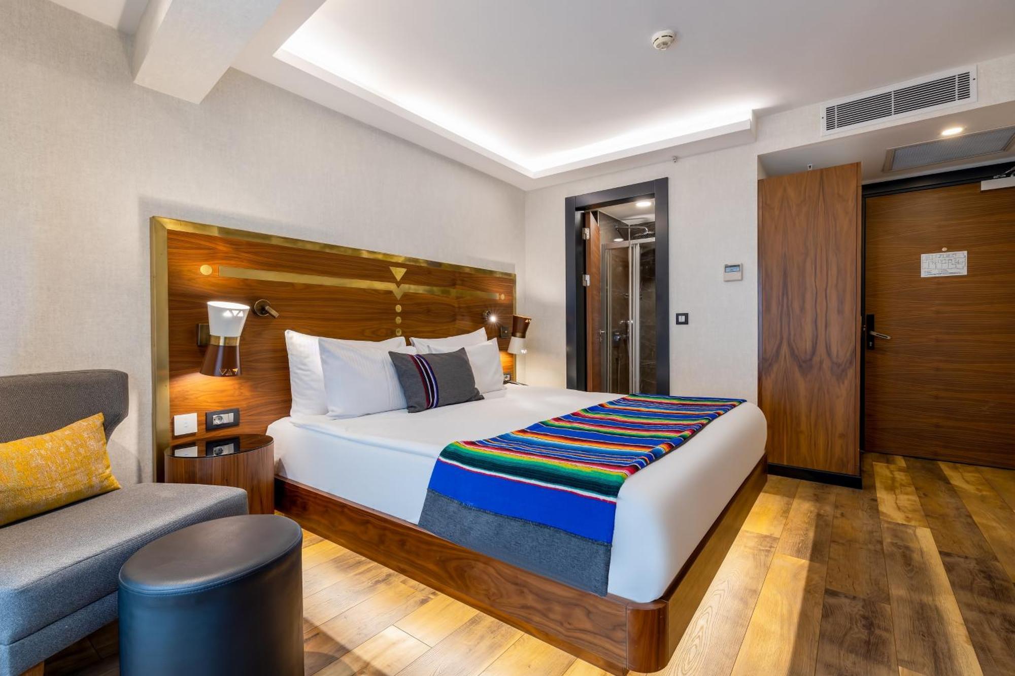 Hay Hotel Alsancak Izmir Bagian luar foto