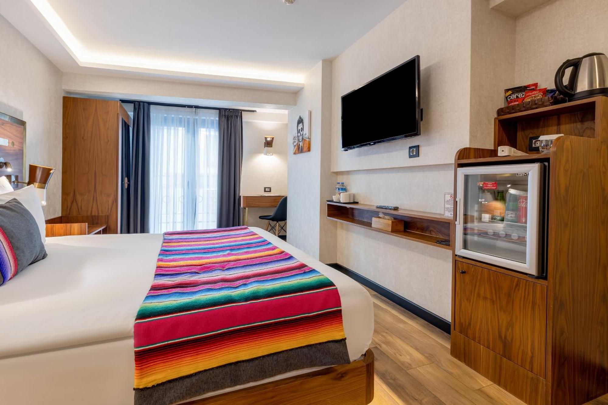 Hay Hotel Alsancak Izmir Bagian luar foto