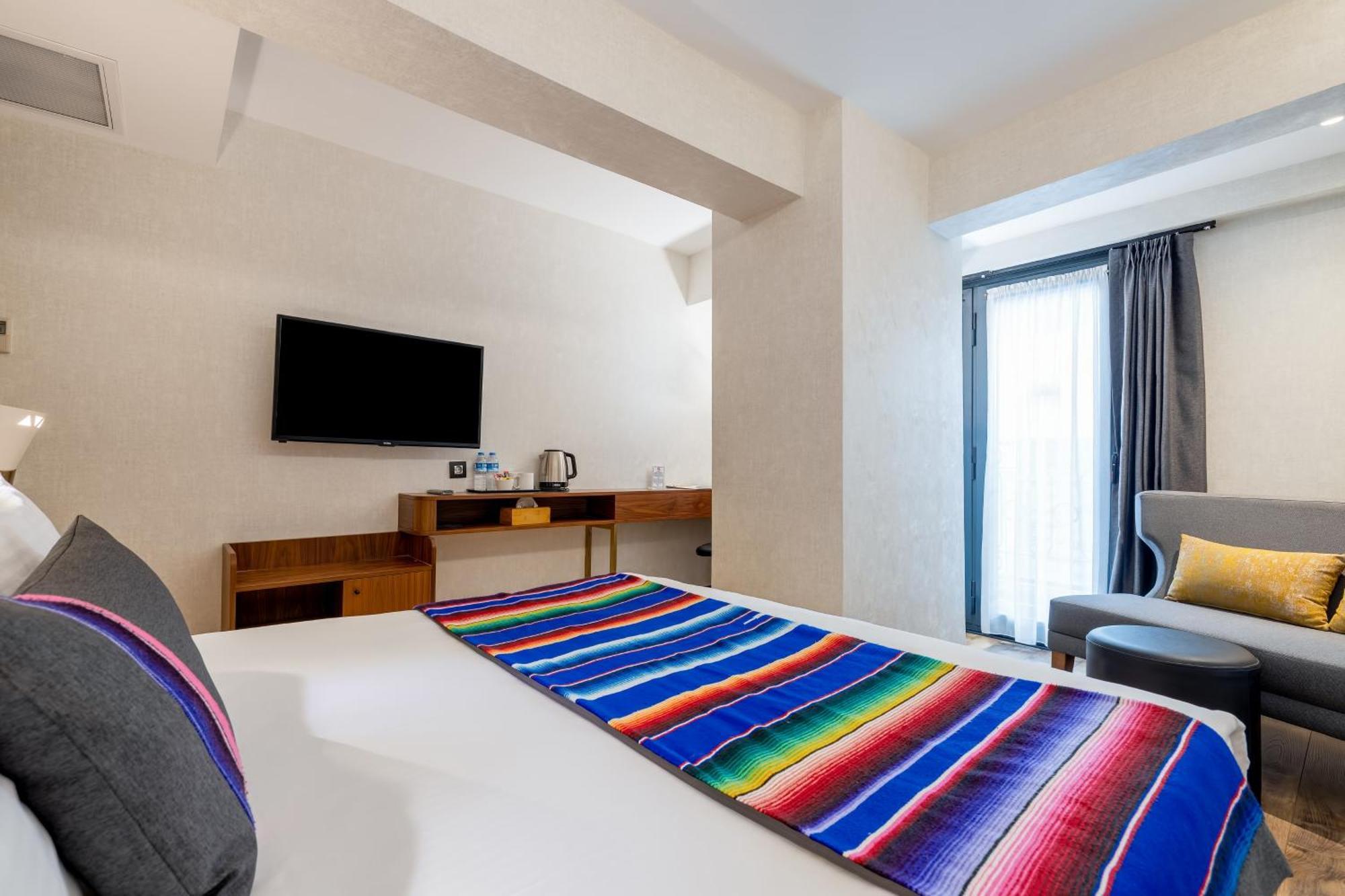 Hay Hotel Alsancak Izmir Bagian luar foto