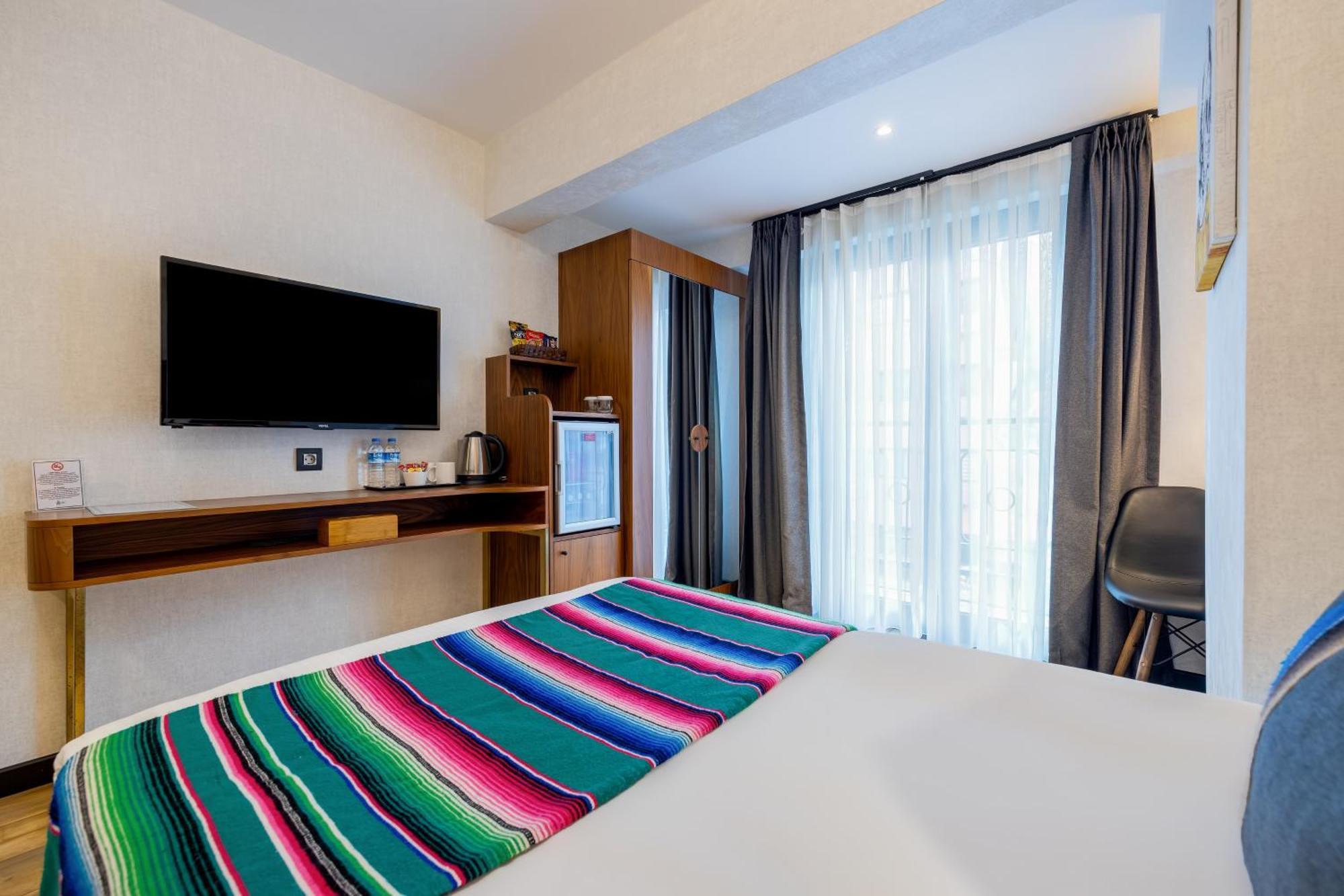 Hay Hotel Alsancak Izmir Bagian luar foto