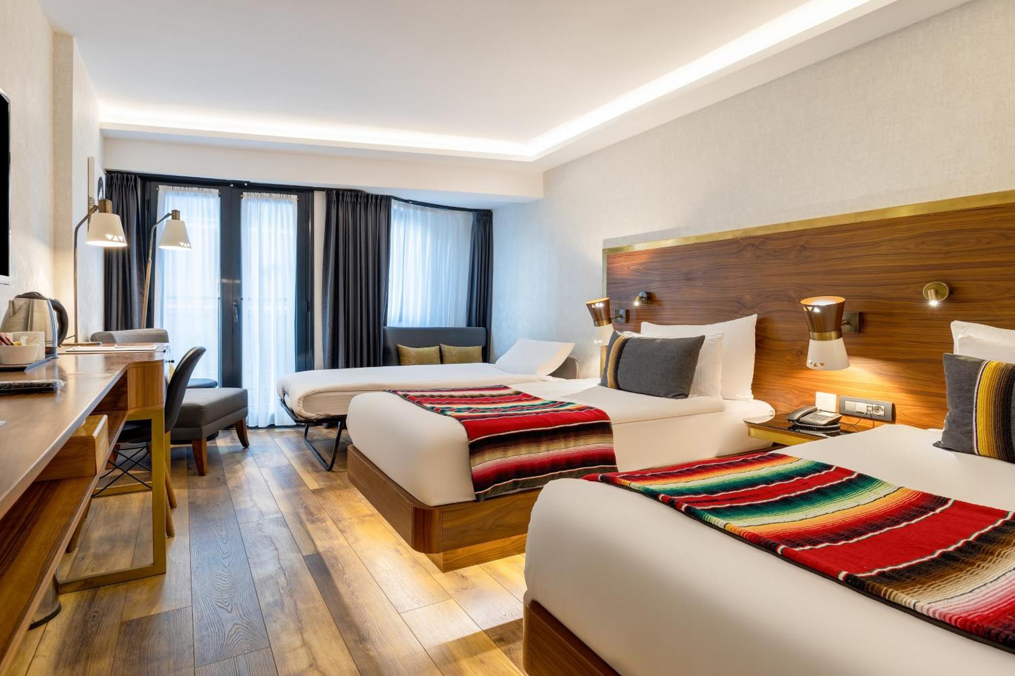 Hay Hotel Alsancak Izmir Bagian luar foto