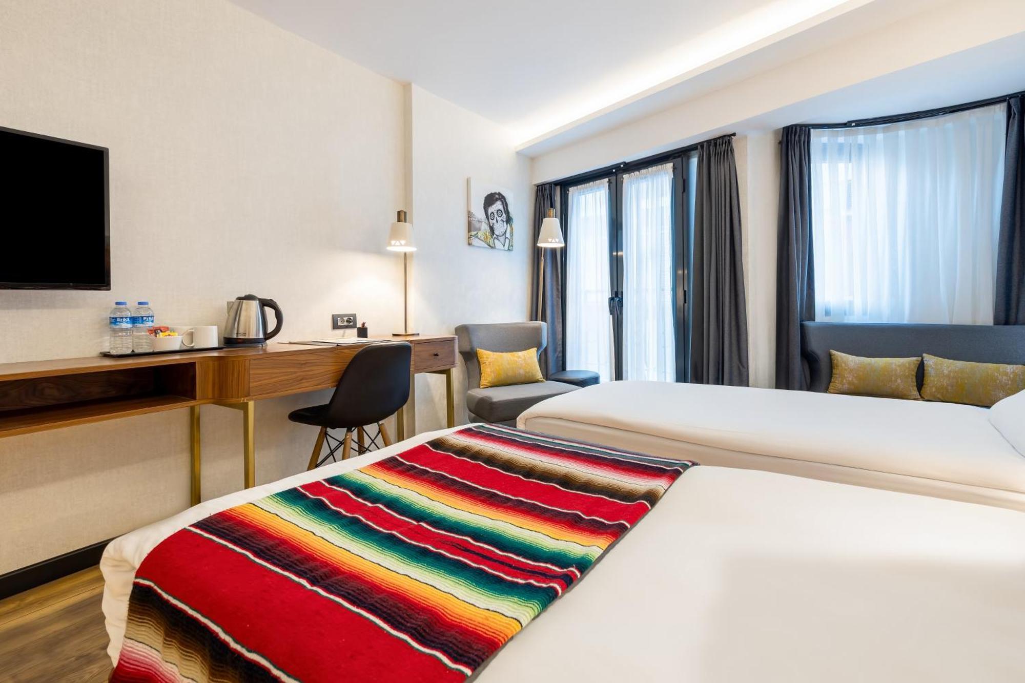 Hay Hotel Alsancak Izmir Bagian luar foto