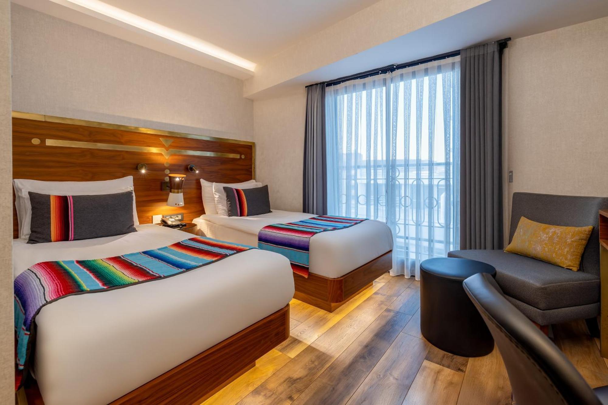 Hay Hotel Alsancak Izmir Bagian luar foto